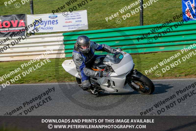 PJM Wedding Photography;enduro digital images;event digital images;eventdigitalimages;mallory park;mallory park photographs;mallory park trackday;mallory park trackday photographs;no limits trackdays;peter wileman photography;racing digital images;trackday digital images;trackday photos